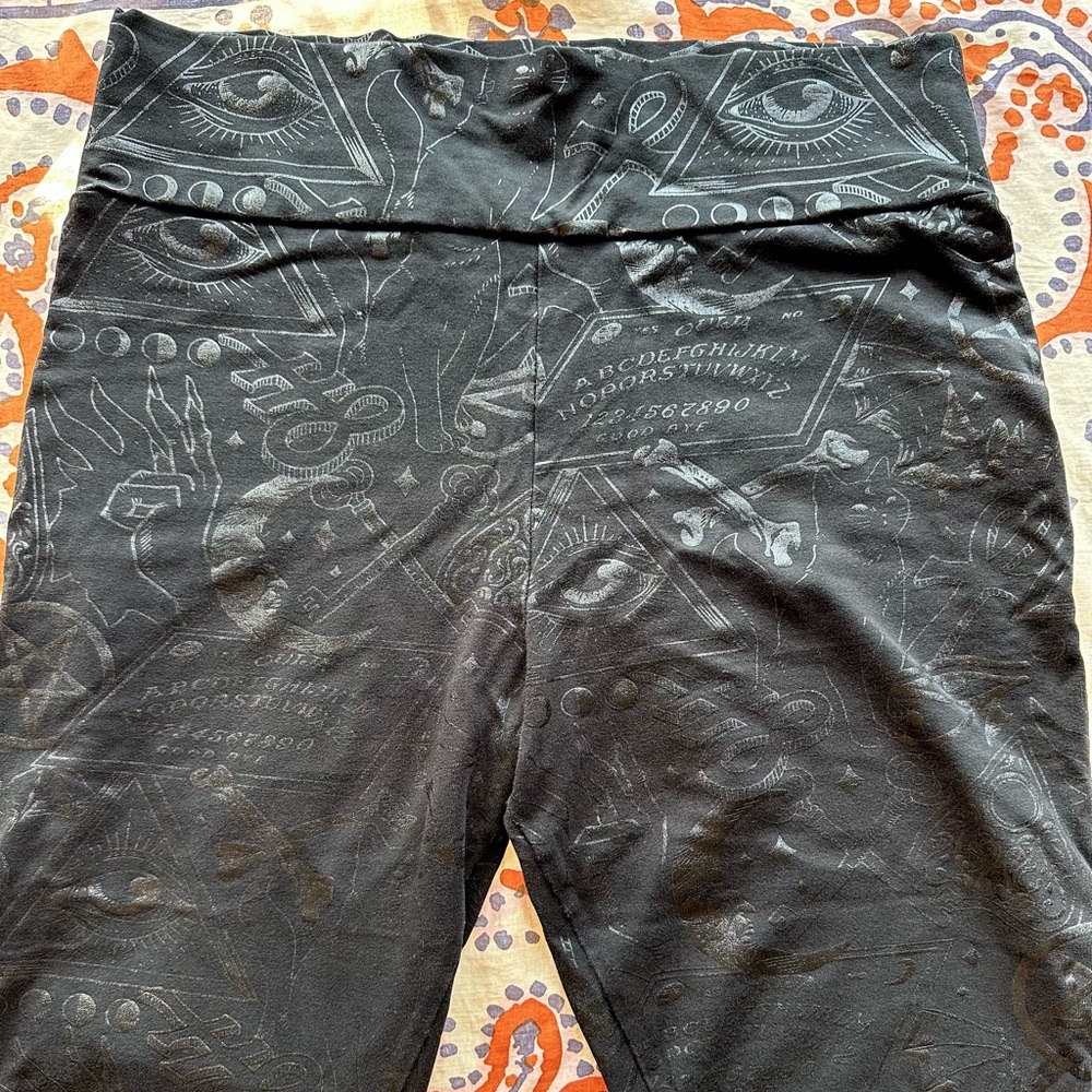 Killstar Black on Black High-Waisted Leggings - Picture 3 of 7
